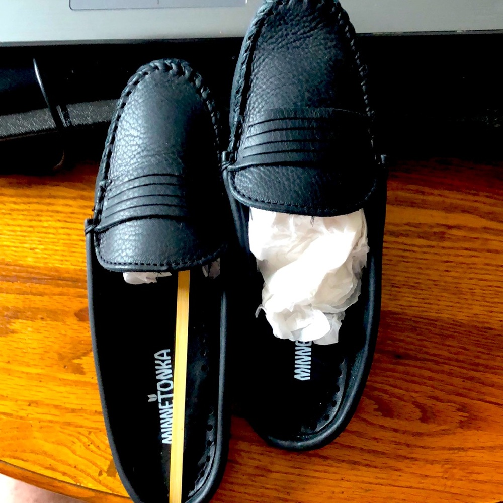 Minnetonka Kate Mule 469 NIB 9